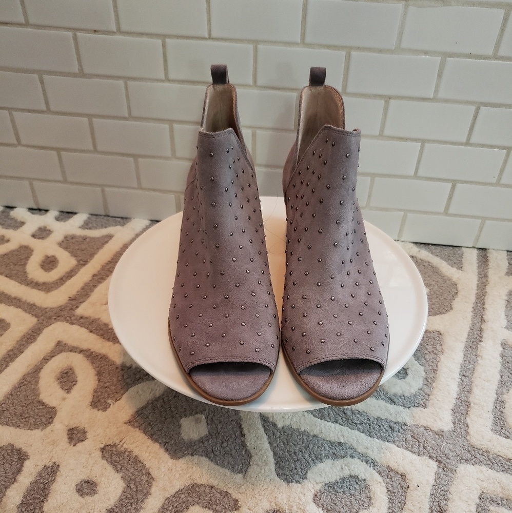 Womens Shoes